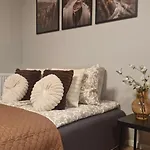 Elite 7a Jezyce - Baranczaka Poznań