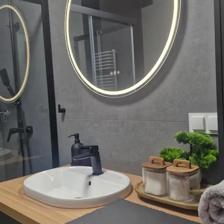 Elite 7a Jezyce - Baranczaka *